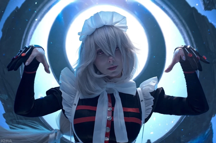 Косплеер предстала в образе Александрины Себастиан из Zenless Zone Zero