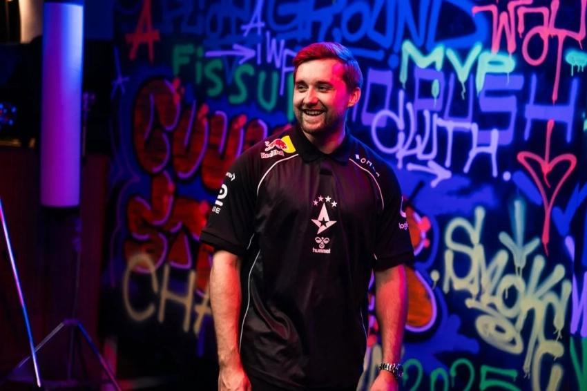 Капитан команды Astralis по Counter-Strike 2 дал интервью на турнире FISSURE Playground #1