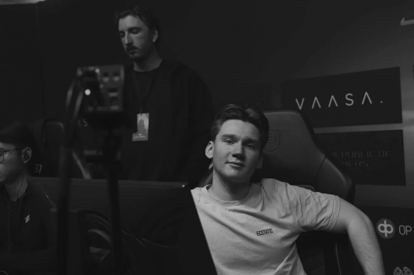 Команда ECSTATIC по Counter-Strike 2 рассталась с Kristou и maNkz