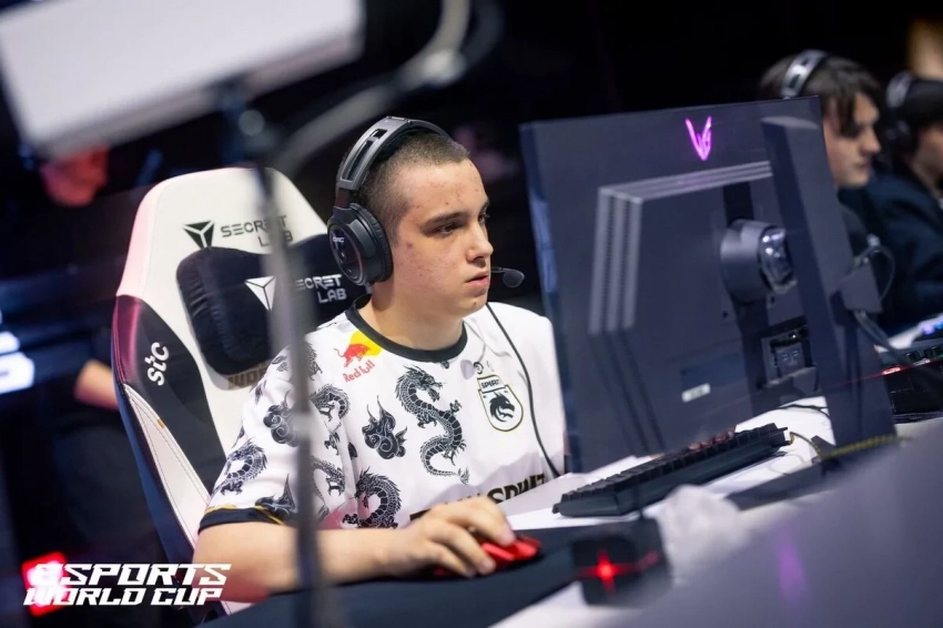 Larl усомнился в реальном уровне MMR игрока rue на TI 2025 по Dota 2