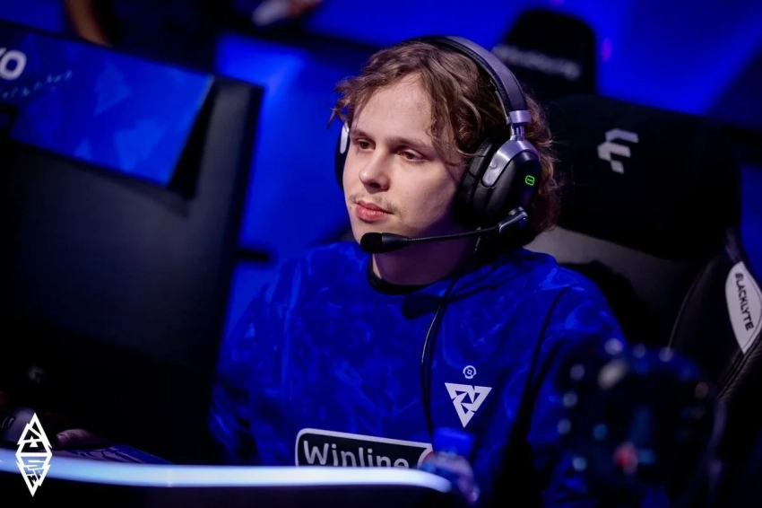 Dyrachyo резко раскритиковал Ame после гранд-финала TI14 по Dota 2