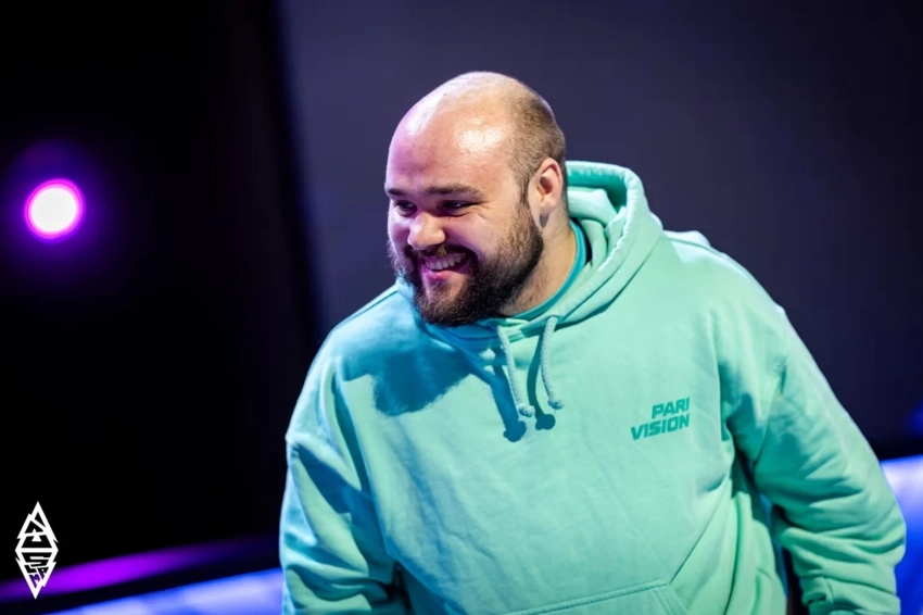 Мидер PARIVISION оценил первые дни работы Puppey тренером в Dota 2